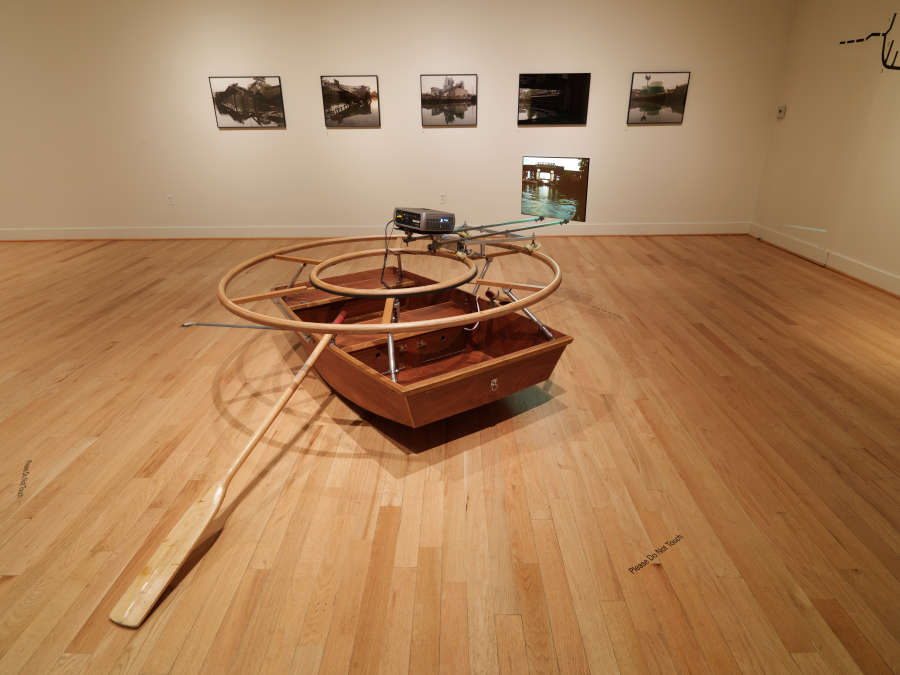 view exhibition image