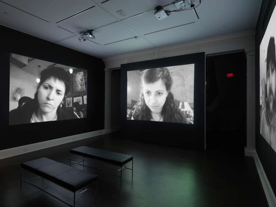 view exhibition image