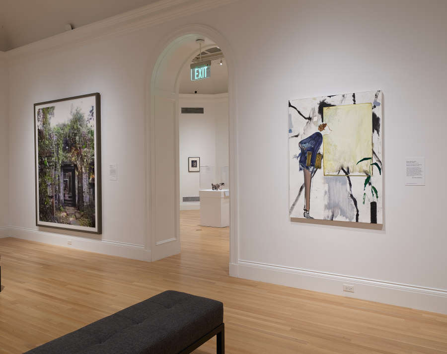 view exhibition image