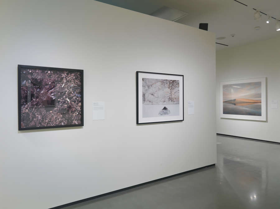 view exhibition image