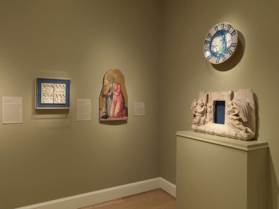 view exhibition image