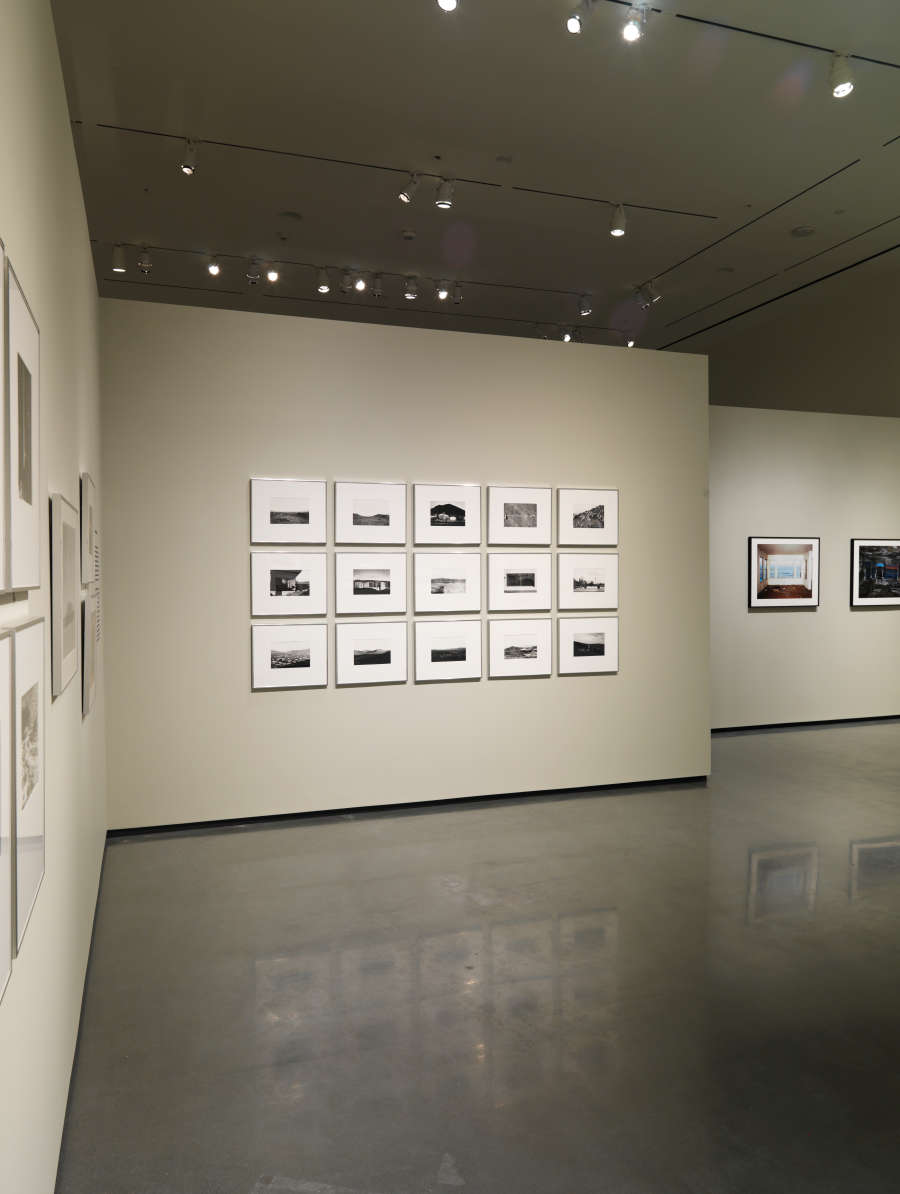 view exhibition image