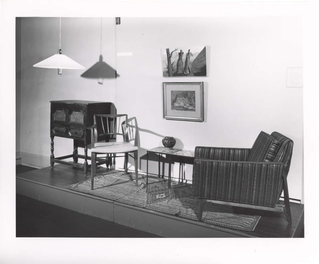 view exhibition image