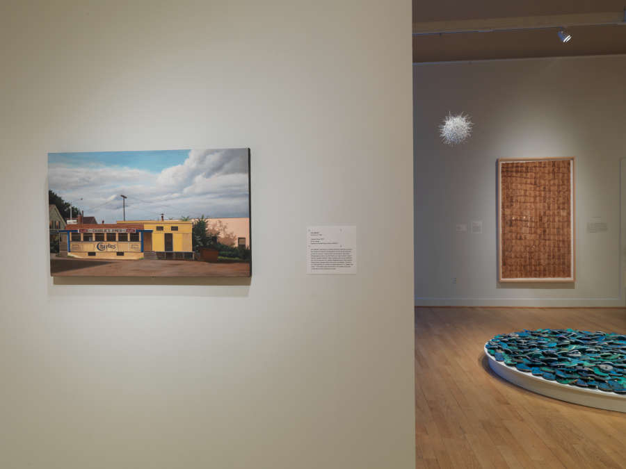 view exhibition image