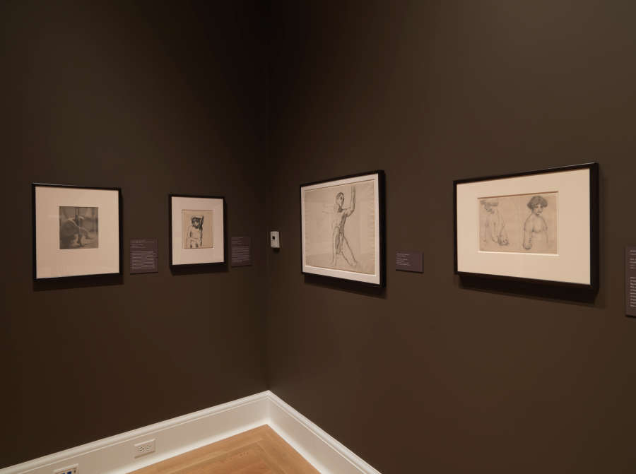 view exhibition image