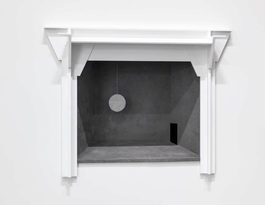 view exhibition image