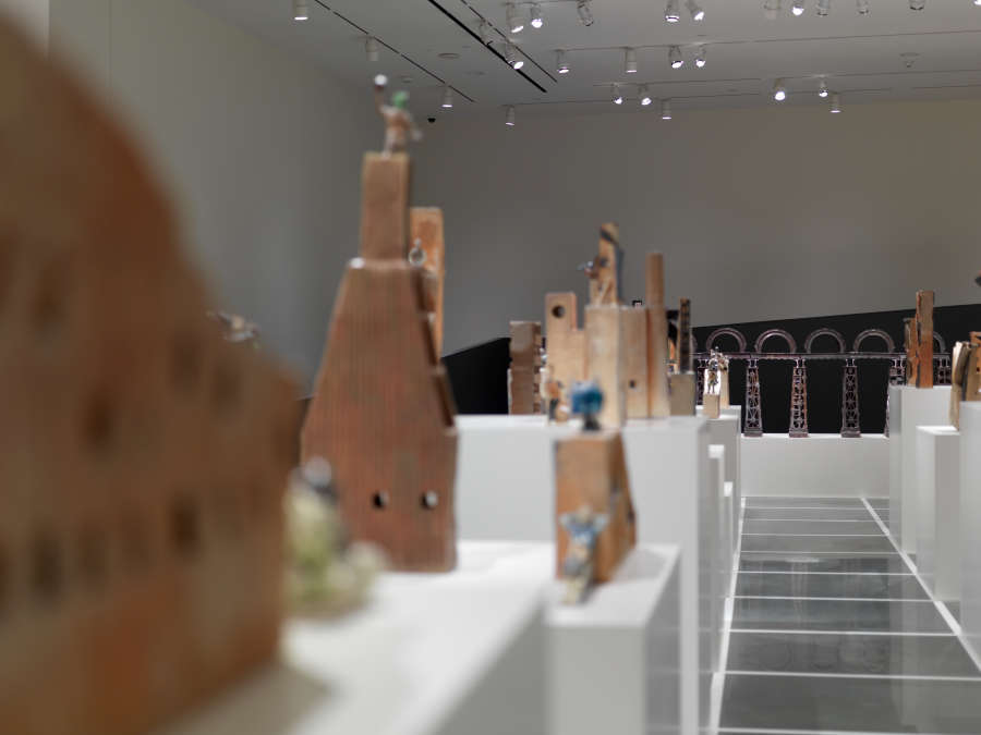 view exhibition image