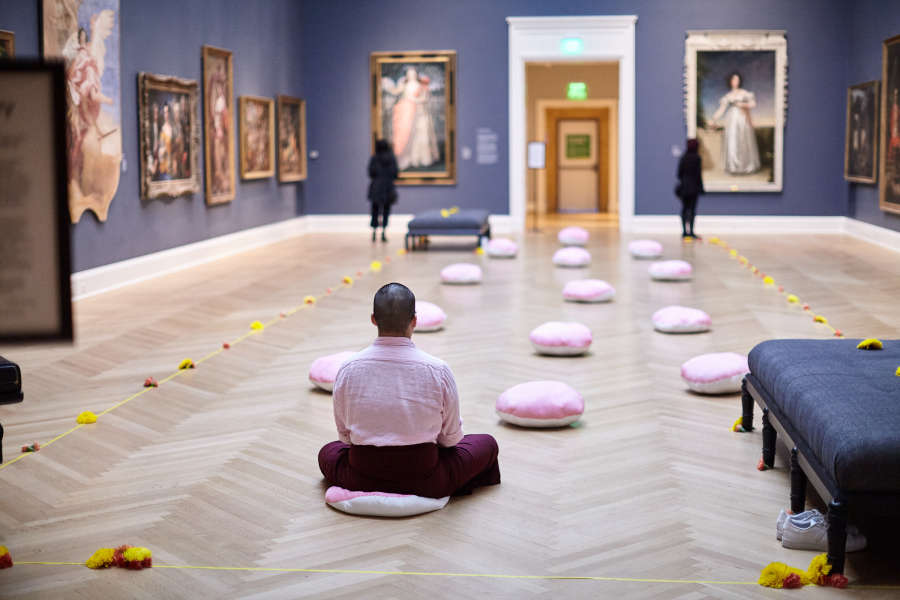 view exhibition image