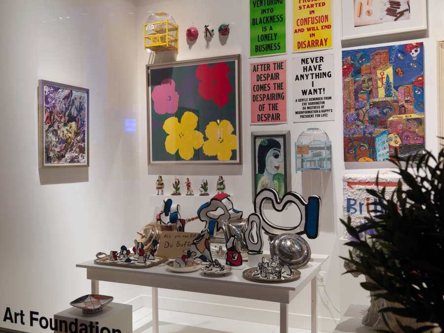 view exhibition image