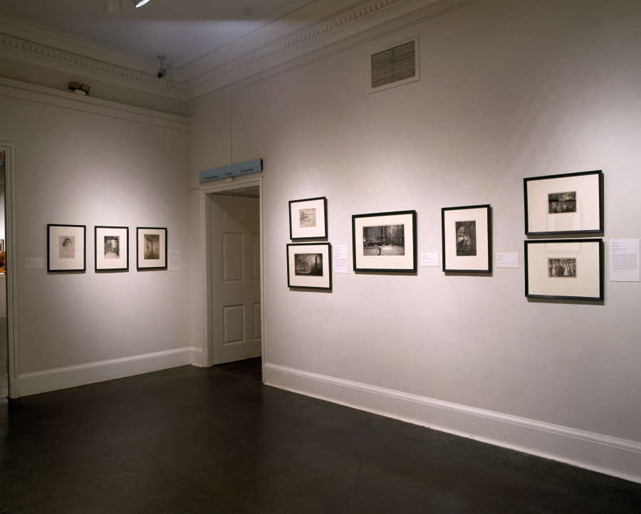 view exhibition image