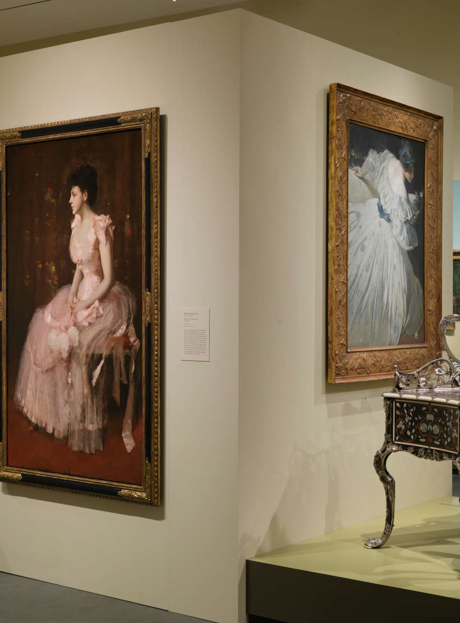 view exhibition image