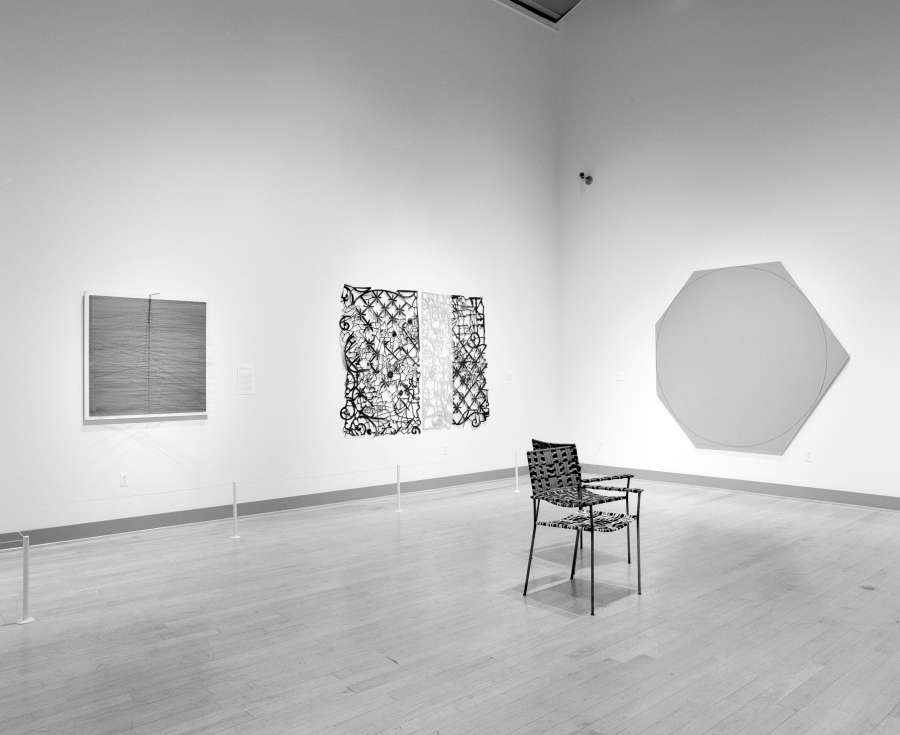 view exhibition image