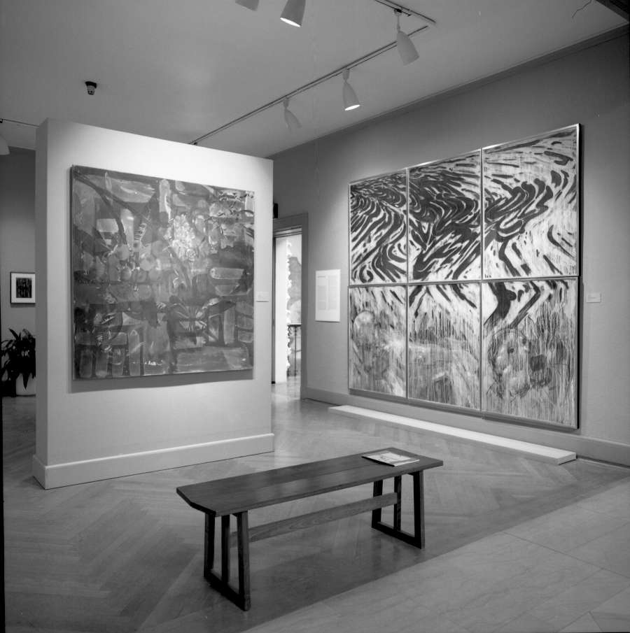 view exhibition image