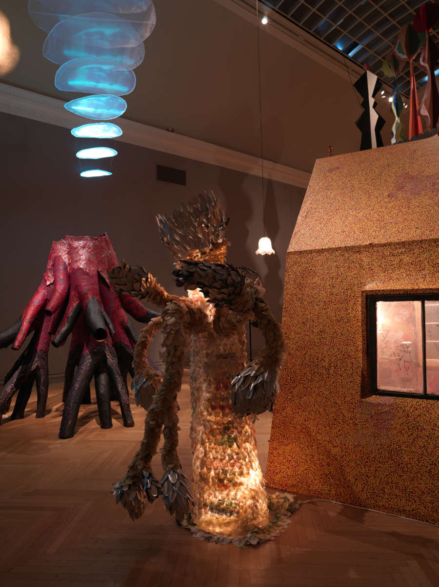 view exhibition image