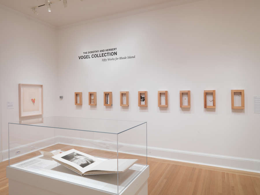 view exhibition image