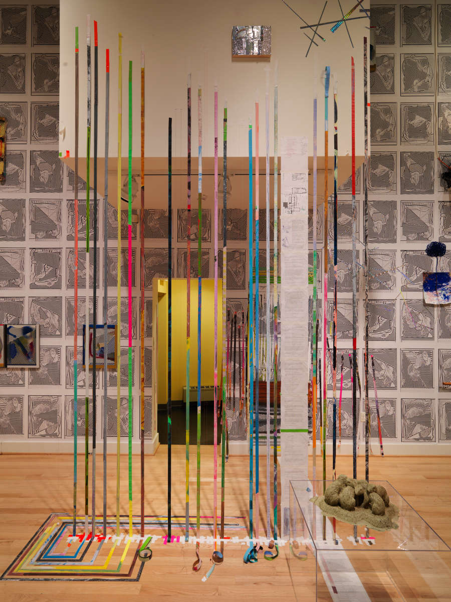 view exhibition image