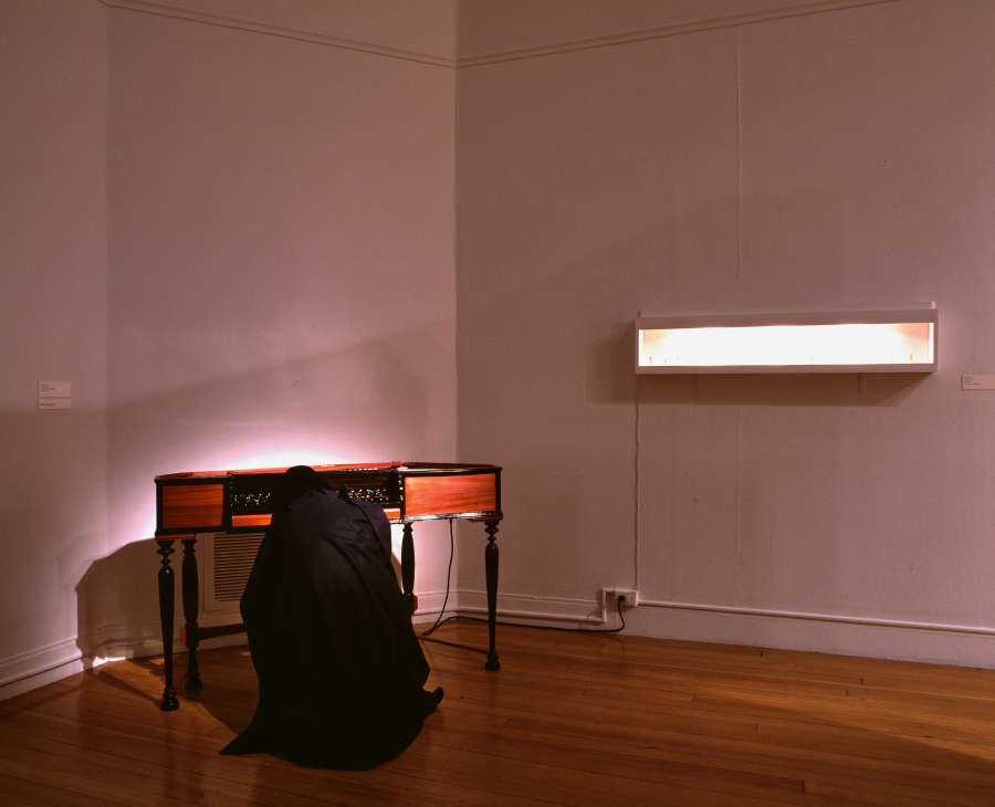 view exhibition image