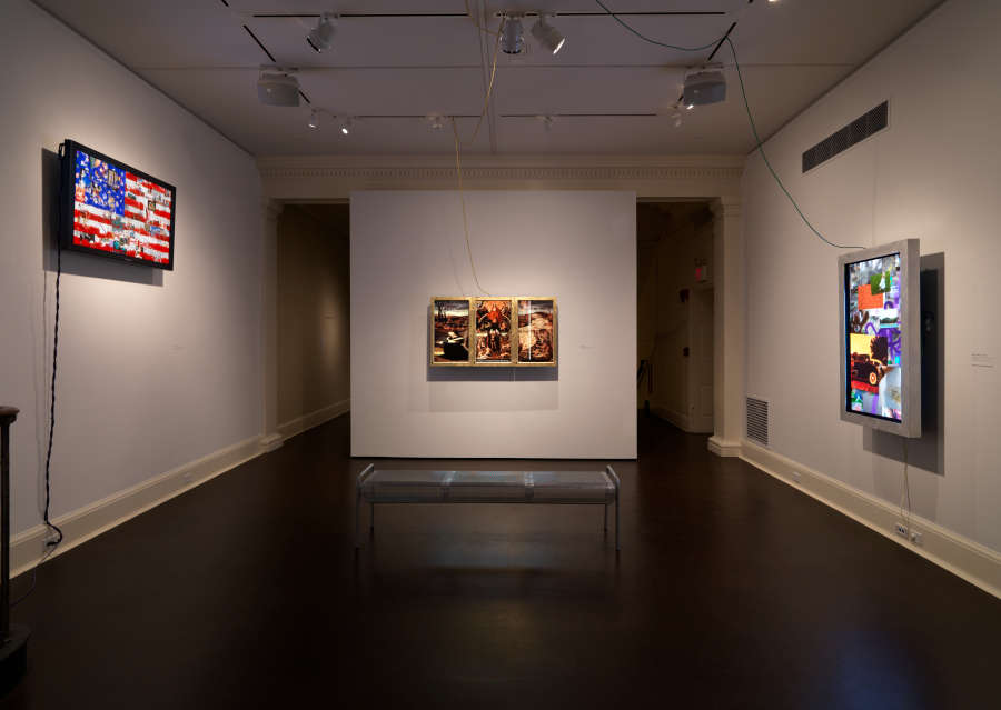 view exhibition image