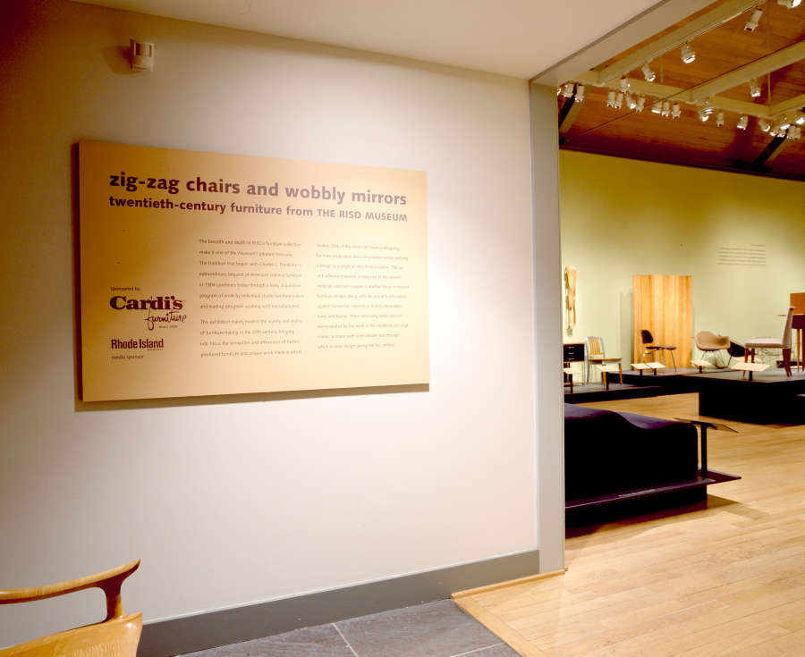 view exhibition image