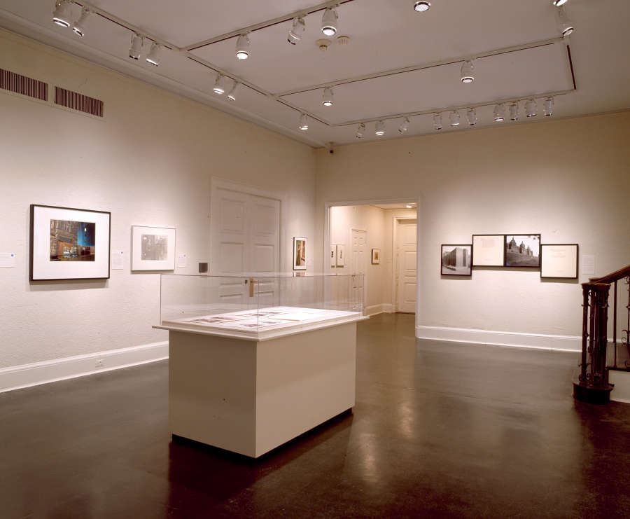 view exhibition image