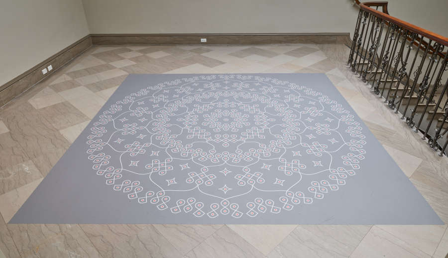 view exhibition image