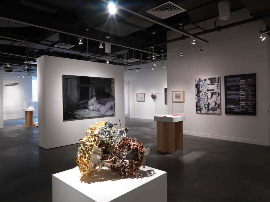 view exhibition image