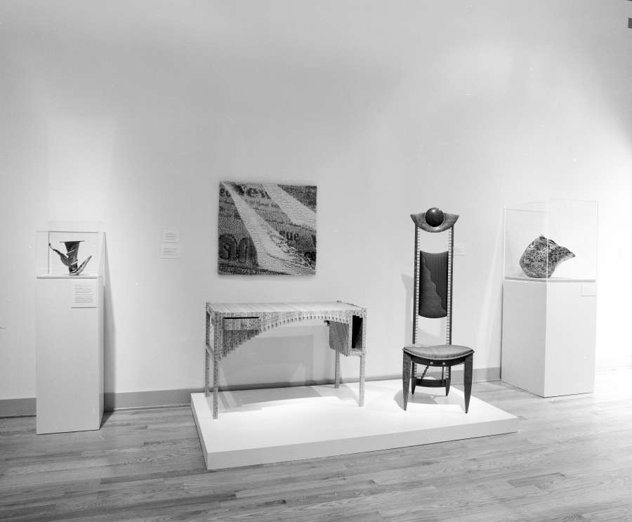 view exhibition image