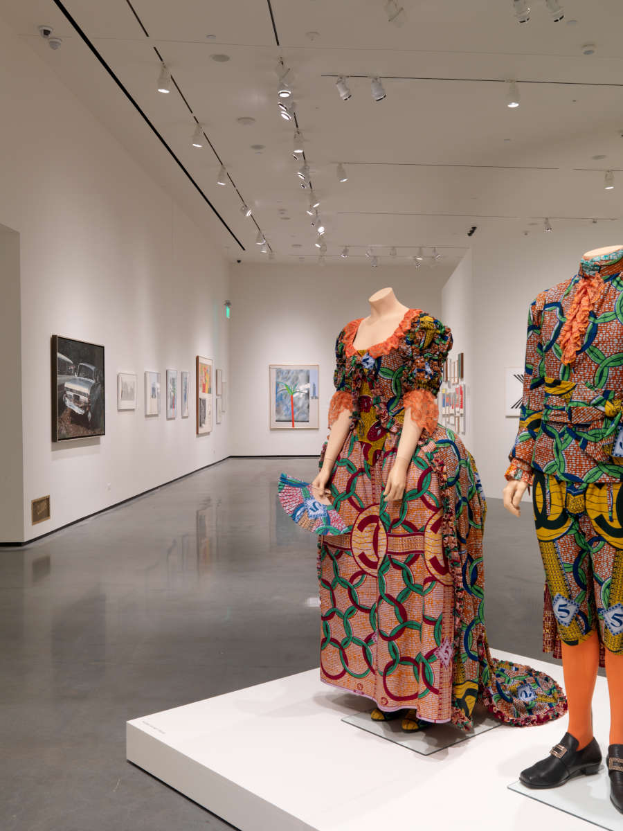 view exhibition image