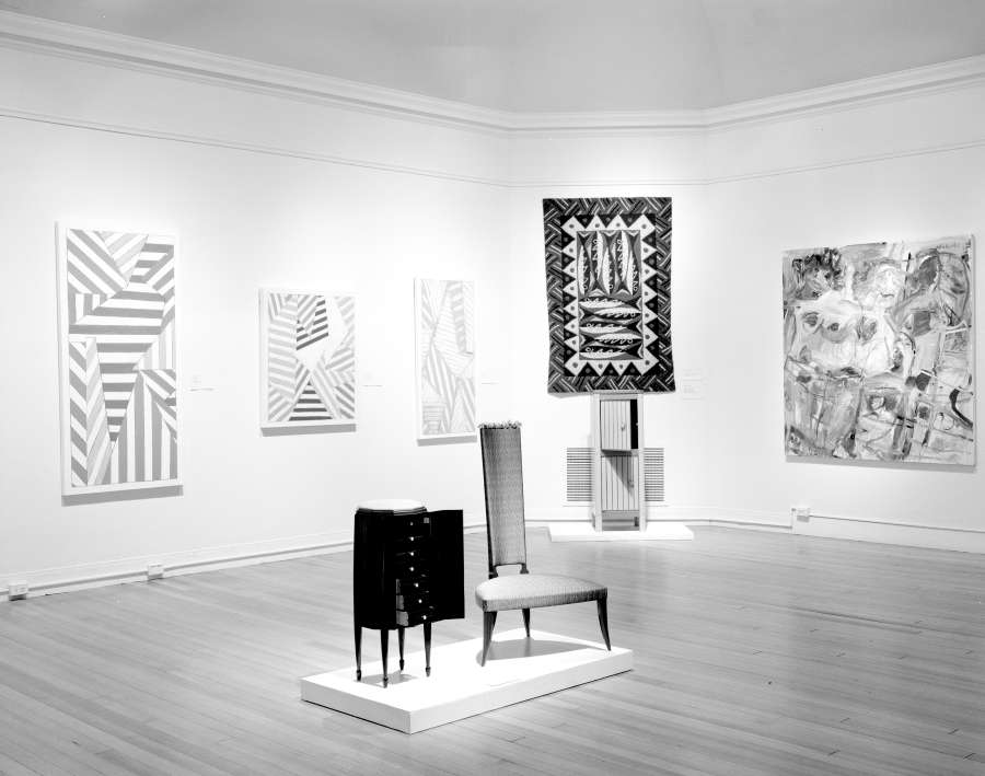 view exhibition image