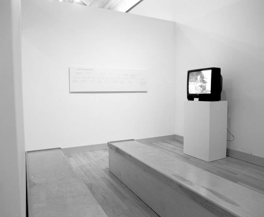 view exhibition image