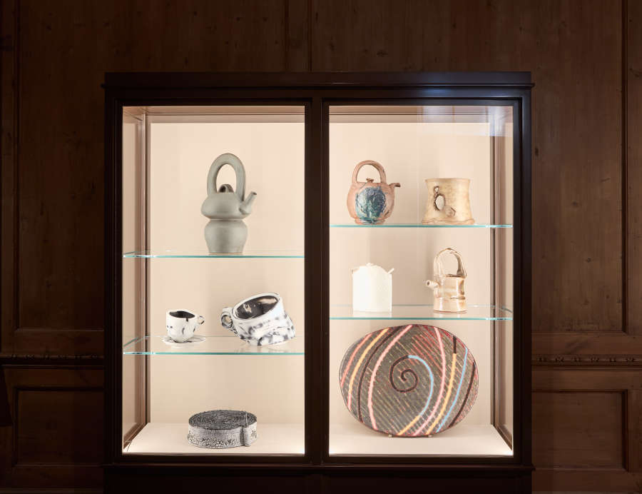 view exhibition image