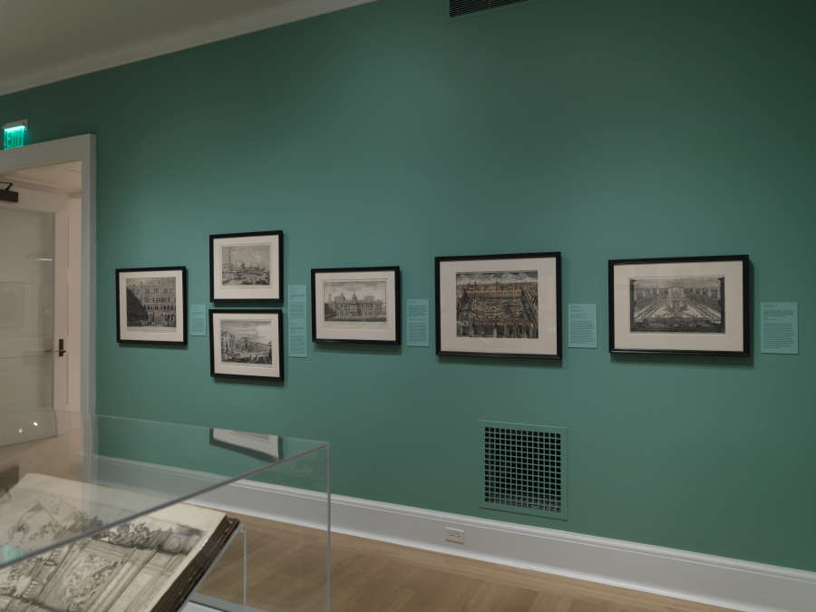 view exhibition image