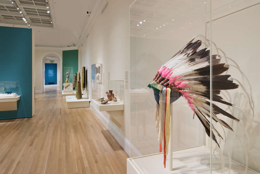view exhibition image