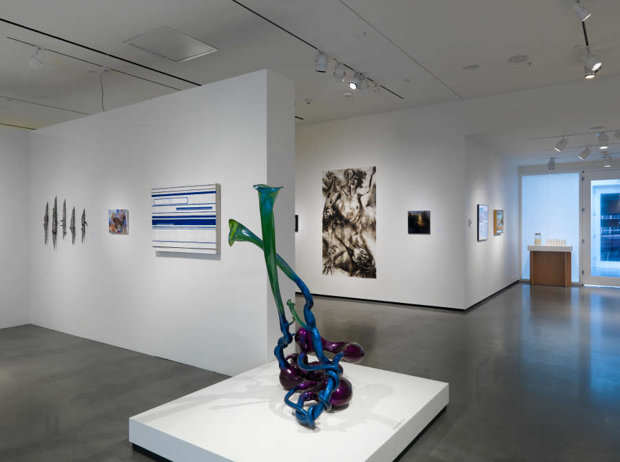 view exhibition image