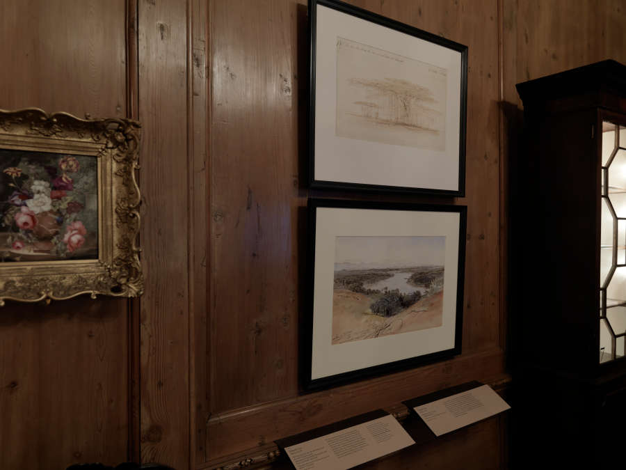 view exhibition image