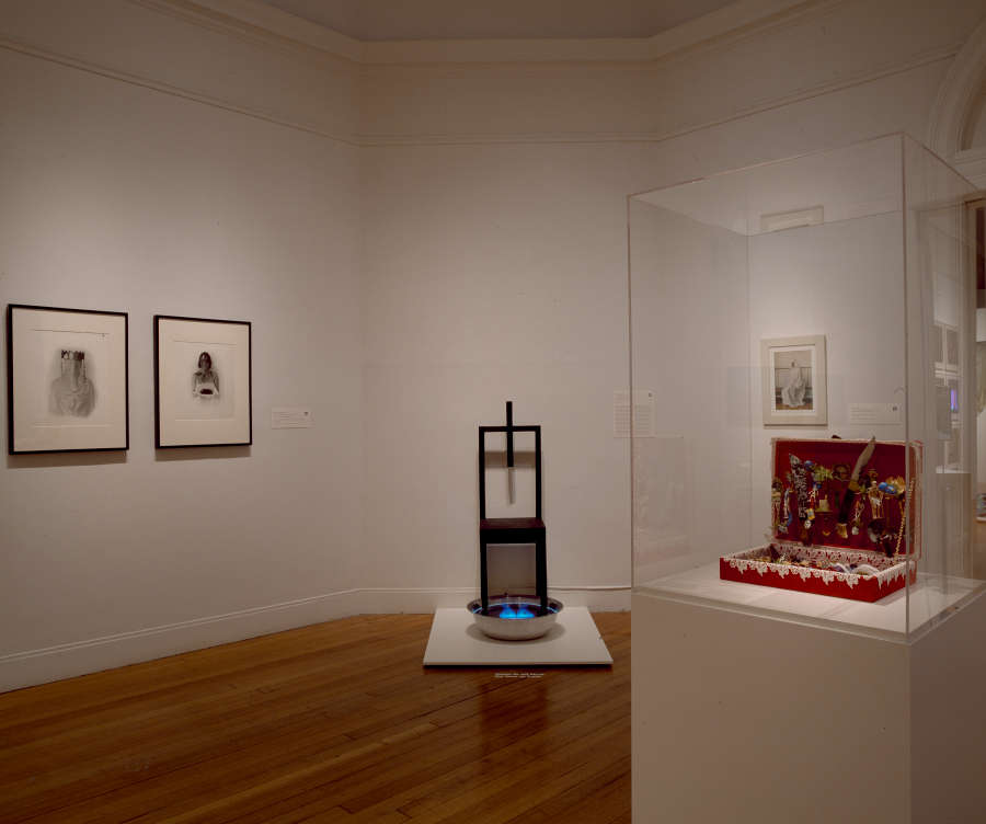 view exhibition image