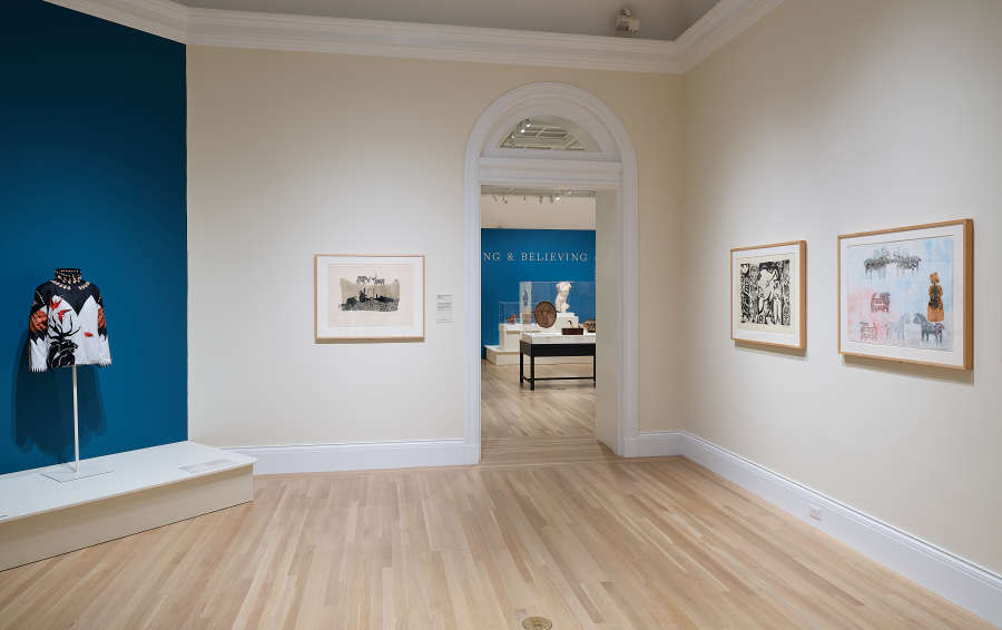 view exhibition image