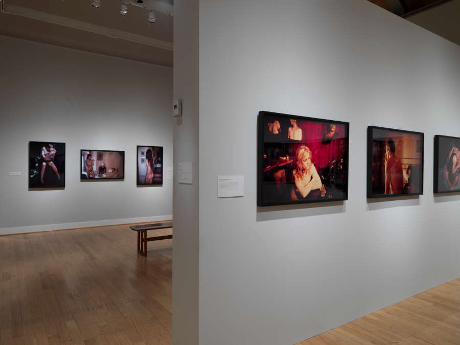 view exhibition image