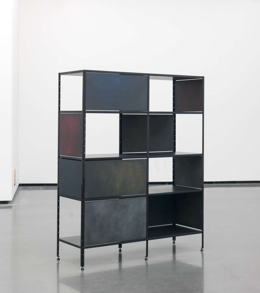 view exhibition image