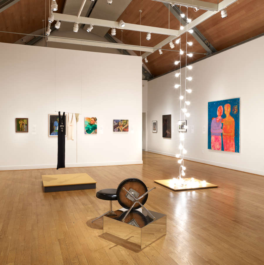 view exhibition image