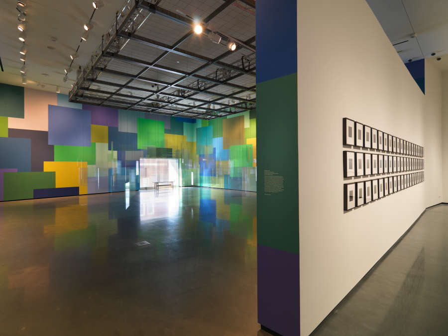 view exhibition image