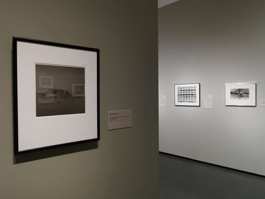 view exhibition image