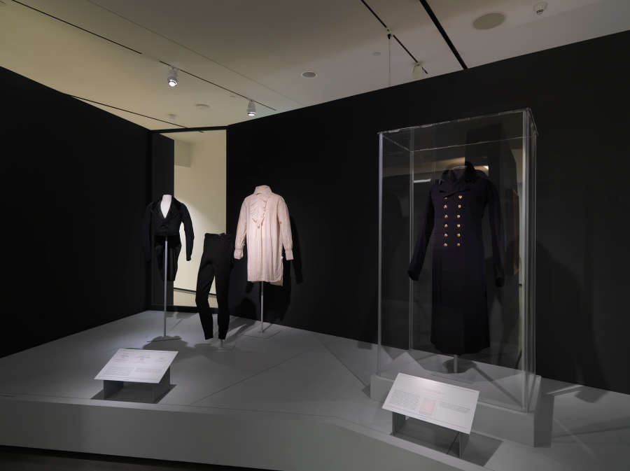 view exhibition image