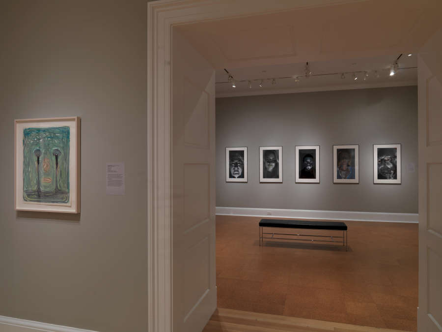 view exhibition image