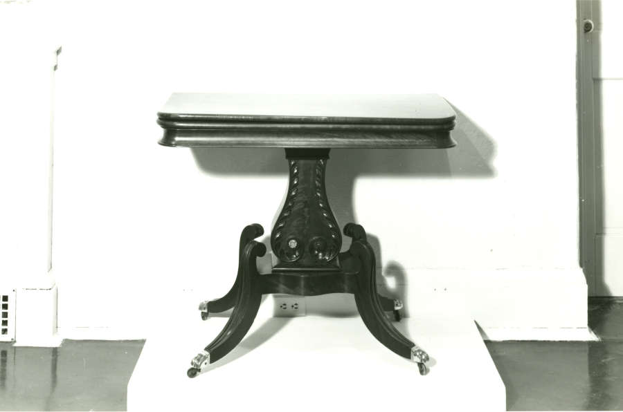 view exhibition image