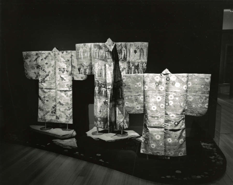 view exhibition image