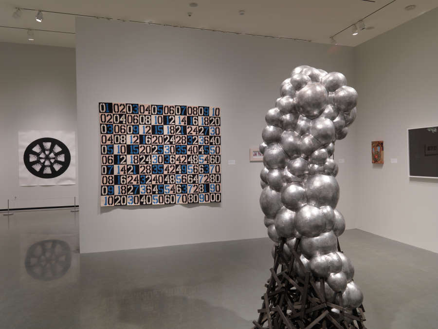 view exhibition image