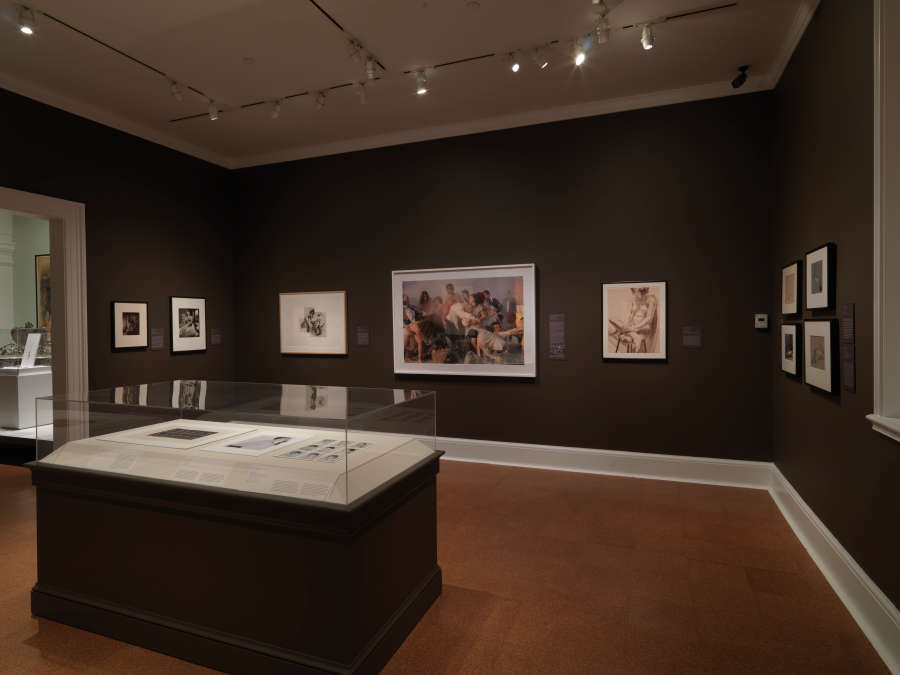 view exhibition image