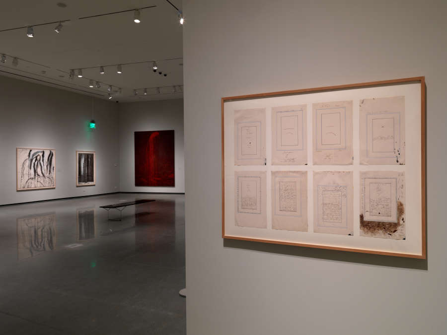 view exhibition image