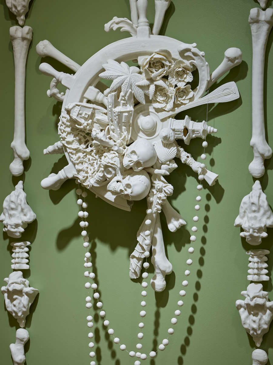 view exhibition image